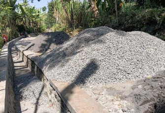 Material pembangunan jalan dan drainase