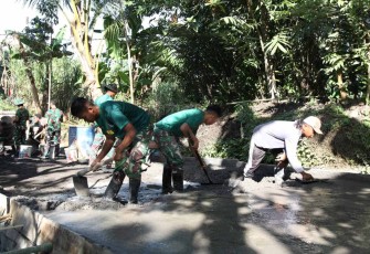 Pengerjaan rabat beton desa Ledok Tempuro