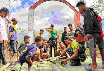 Semangat gotong royong di perbatasan