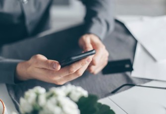 E-Wallet Makin Jadi Andalan: Cara Kerja, Tren Pengguna, dan Biayanya