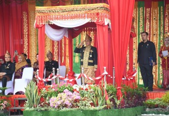 Wali Kota Dedy Wahyudi saat Jadi Inspektur Upacara Peringatan HUT Kota Bengkulu / Foto : MC 