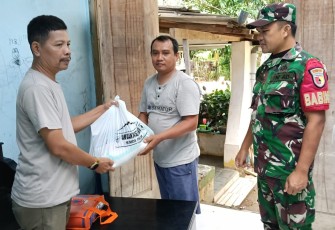 Penyaluran bantuan untuk warga terdampak bencana