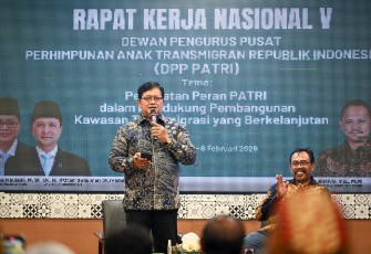Wakil Menteri Transmigrasi Viva Yoga Mauladi