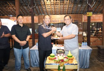 Polres Tulungagung Gelar Piramida Peringati Hari Pers Nasional 2026