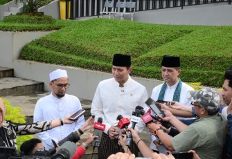 Menko IPK AHY saat memberikan keterangan pers 