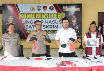 Polresta Sidoarjo Polda Jawa Timur berhasil mengungkap kasus tindak pidana pencurian dengan pemberatan (curat) berupa pembobolan dan pencurian brankas