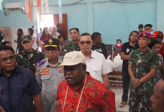 Gubernur Papua Barat Daya Elisa Kambu