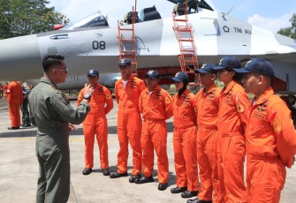Taruna AAU Laksanakan Latihan CWP 2026 di Lanud Sultan Hasanuddin