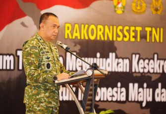 Kasetum TNI Brigjen TNI Adek Chandra Kurniawan, S.I.P., M.Han., saat membuka Rapat Koordinasi Teknis Kesekretariatan (Rakornisset) TNI TA 2026.