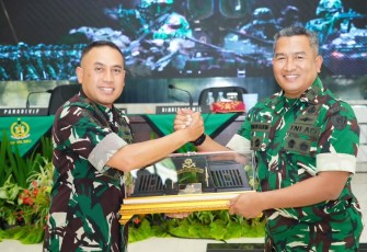 Pangdivif 2 Kostrad Mayjen TNI Primadi Saiful Sulun