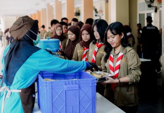 Sistem prasmanan SPPG Polri dj Pejaten, Jakarta, Rabu (22/4)