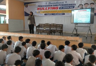 Polres Ngawi Edukasi Pelajar Cegah Bullying dan Narkoba Sejak Dini
