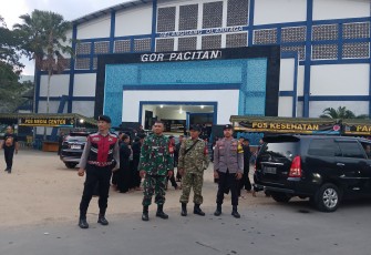 Gabungan TNI Polri di Pacitan Lakukan Pengamanan Pengesahan Warga PSHT Memastikan Situasi Aman