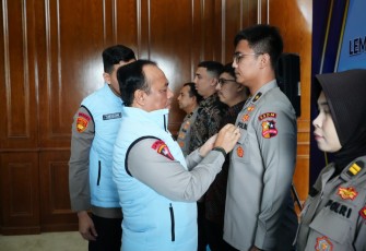Pengukuhan dipimpin oleh Wakapolri Komjen Pol. Prof. Dr. Dedi Prasetyo, S.H., M.Hum., M.Si., M.M. di Kampus SMA Kemala Taruna Bhayangkara, Gunung Sindur, Kabupaten Bogor, Selasa (21/7)