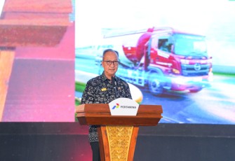 Menteri Perindustrian Agus Gumiwang Kartasasmita 