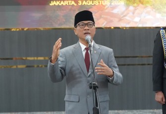 Menteri Desa dan Pembangunan Daerah Tertinggal (Mendes PDT) Yandri Susanto melantik Pejabat Struktural dan Fungsional di Operational Room, Kantor Kemendes PDT, Senin (3/8/2026)
