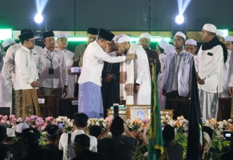 Jember Bersholawat Jadi Panggung Persatuan