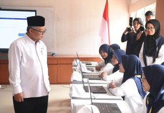 Menteri Pendidikan Dasar dan Menengah (Mendikdasmen), Abdul Mu’ti