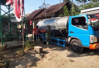 6.000 Liter Air Bersih Disalurkan untuk Warga Prambon