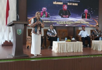 Dirjen GTK Kemendikdasmen Nunuk Suryani