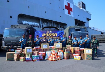 TNI AL Kerahkan KRI DR Soeharso-990 Bawa Bantuan Kemanusiaan 