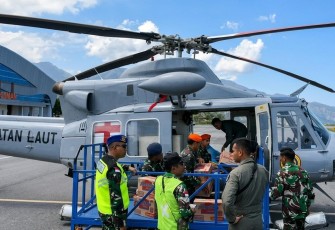 TNI AL Terus Kerahkan Alusista Percapat Evakuasi dan Distribusi Logistik Bencana di NTT