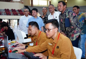 Komandan Satsiber TNI Brigjen TNI J.O. Sembiring, S.H., S.E., M.M. membuka Cyber Competition 2026 “Rise The Ranger II”
