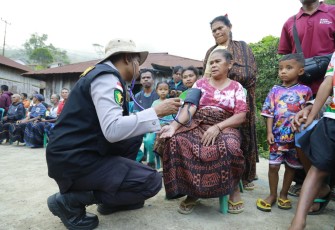 Polri Hadir Untuk Warga Terdampak Gempa 