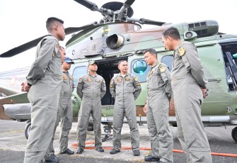 TNI Perkuat Penanganan Karhutla di Kawasan IKN Melalui Darat dan Udara