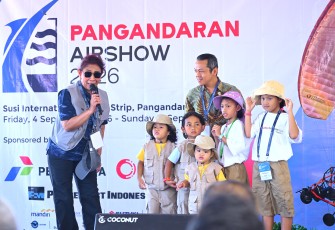 Wakil Menteri Pendidikan Dasar dan Menengah (Wamendikdasmen), turut Fajar Riza Ul Haq meresmikan Susi Environmental School (SES) 