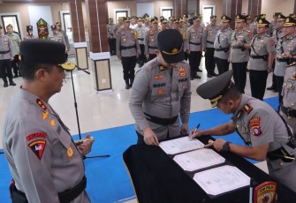 Sertijab Dipimpin Kapolda Kalteng, Kapolresta Palangka Raya dan 6 Kapolres Jajaran Resmi Berganti