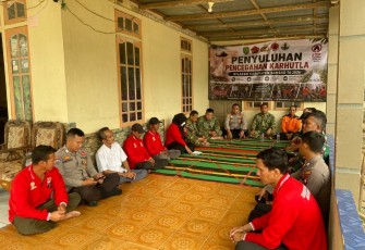 TNI Gelar Penyuluhan Pencegahan Karhutla di Kabupaten Sambas