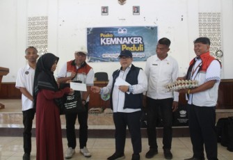 Staf Khusus Menteri Ketenagakerjaan, Sukro Muhab,