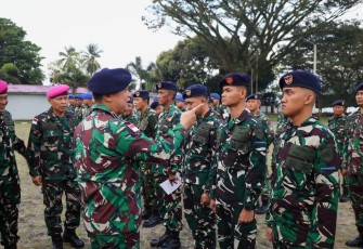 Dankodaeral IX Cek Kesiapan Prajurit Jelang Open Turnamen Selam dan Fun Run HUT ke-81 TNI