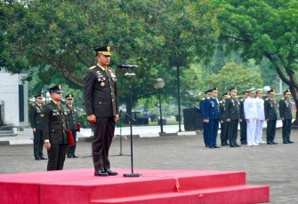 Mabes TNI menggelar upacara peringatan Hari Kesaktian Pancasila Tahun 2026 yang dipimpin Pa Sahli Tk. III Bid. Komsos Panglima TNI Mayjen TNI Putranto Gatot Sri Handoyo, S.Sos., M.M., 