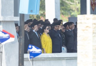 Ketua DPR RI Puan Maharani menghadiri upacara parade HUT ke-81 TNI