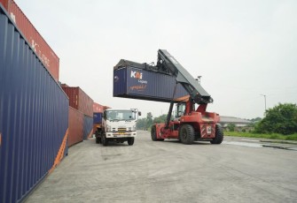 KAI Logistik Tingkatkan Daya Saing KA Kontainer, Perkuat Logistik Berkelanjutan