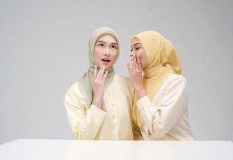 Mengusung Konsep Timeless Fashion, napocut Ungkap Rahasia Hijab Paris Tetap Tegak Paripurna Hingga 100x Cuci
