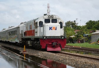 Normalisasi Jalur Pekalongan - Sragi yang Terdampak Banjir Terus Dilakukan, KA Berjalan 40 Kpj dan Tidak Ada Pembatalan Perjalanan