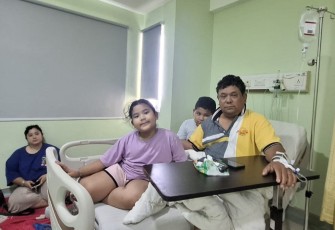 Antony Aritonang, pengelola jaga malam Pasar Kota Medan terbaring sakit dan menjalani perawatan