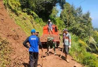 Semangat gotong royong kembali terlihat di Dusun Tegir, Desa Padas, Kecamatan Dagangan, Kabupaten Madiun