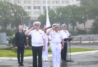 Kasal dan Panglima Armada Pasifik Rusia saat Resmi Buka Latma Orruda 2026