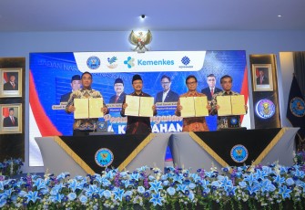 Penandatanganan Nota Kesepahaman (MoU) tentang Sinergi Pelaksanaan Rehabilitasi dan Pascarehabilitasi di Pusat Pengembangan SDM BNN, Bogor, Jawa Barat, Selasa (11/8).