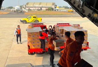 Distribusi Bantuan untuk Penanganan Darurat Gempa NTT