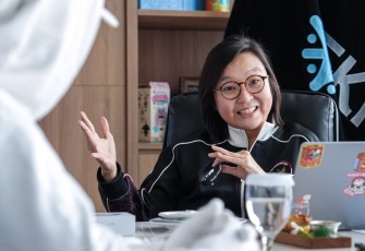 Wakil Menteri Ekonomi Kreatif/Wakil Kepala Badan Ekonomi Kreatif (Ekraf), Irene Umar, menerima audiensi The Innovators Studio (TIS) di Kantor Kementerian Ekraf, Jakarta, Kamis (17/9/2026).