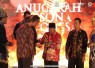 Bupati Agam menerima Anugerah Pesona Indonesia Award 2022 di AAC Dayan Dawod USK Banda Aceh.