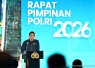 Menteri Keuangan (Menkeu) Purbaya Yudhi Sadewa saat menghadiri forum panel dalam Rapat Pimpinan (Rapim) POLRI bersama Menteri Dalam Negeri Tito Karnavian dan Menteri Koperasi Ferry Juliantono, pada Rabu (11/02), di Jakarta. 