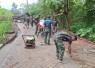 Pemasangan paving blok jalan Desa Sukorejo