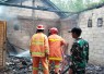 Bantu evakuasi dan padamkan kebakaran
