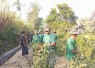 Bersihkan lingkungan di lokasi TMMD